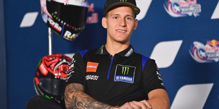 Toprak Gebrak Valencia: Quartararo Terkejut! Perebutan Juara Memanas?