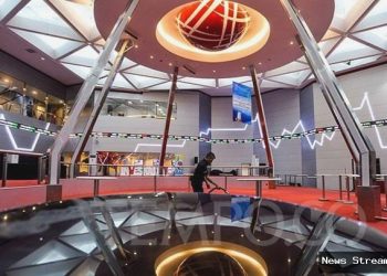 IHSG Terkoreksi! Analis Ungkap Penyebab dan Prospek Siang Ini