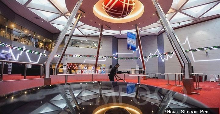 IHSG Terkoreksi! Analis Ungkap Penyebab dan Prospek Siang Ini