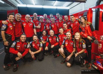 Marquez ‘Dilarang Sentuh’ Ducati: Drama MotoGP Valencia & Tes!