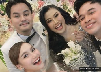 Pernikahan Boiyen: Ayu Ting Ting & Artis Lain Beri Selamat!