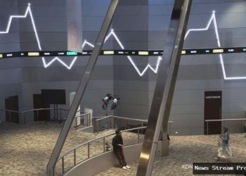 IHSG Hari Ini: Menguat Tipis, EMTK, KLBF, ADMR Jadi Top Gainers!