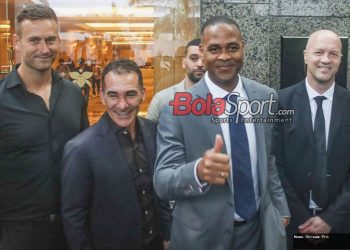 Bekas Tim Kepelatihan Terbaik Timnas Indonesia, Patrick Kluivert dan Gerald Vanenburg Diboyong Jordi Cruyff ke Ajax Amsterdam?