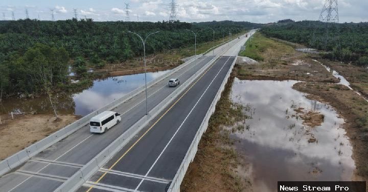 Jalan lintas timur tersambung usai banjir Sumatera