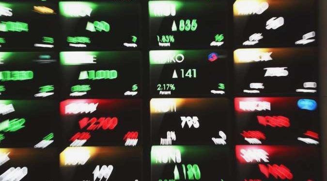 Rebalancing Saham Syariah: Dampak Aliran Dana & Rekomendasi Analis