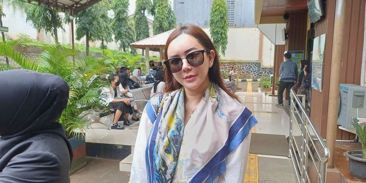 Aura Kasih merasa namanya dicemarkan, kumpulkan bukti untuk laporkan penyebar hoaks