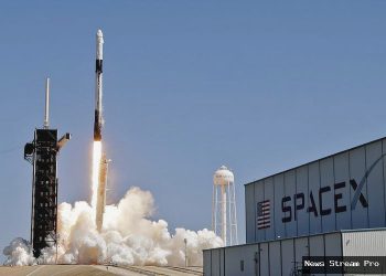 SpaceX bersiap IPO, incar valuasi terbesar sepanjang sejarah