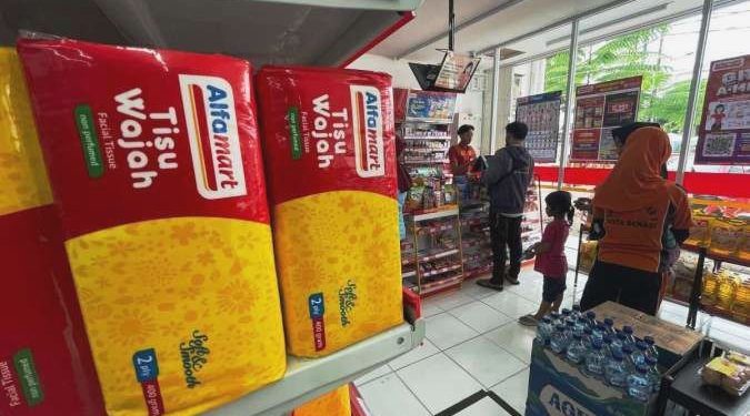 Cermati rekomendasi saham beli Sumber Alfaria (AMRT) jelang Nataru 2025/2026