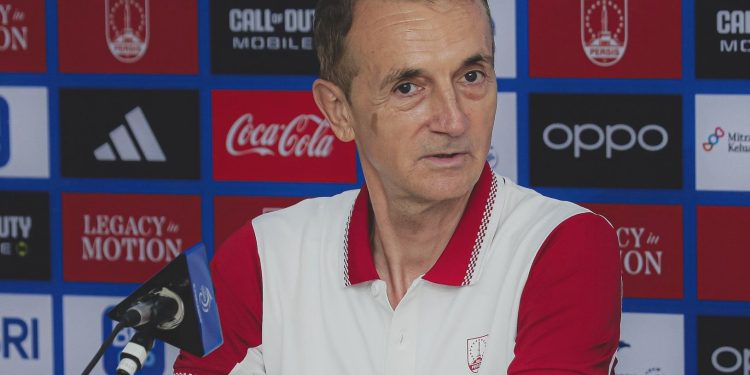Curhatan pelatih Persis Solo jelang lawan Persib Bandung: Kami dalam posisi sulit, tekanan besar