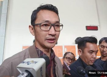 Korupsi Bupati Bekasi: KPK periksa sekda hingga ajudan