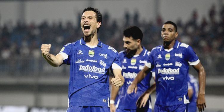 Persib vs Persija, gairah Thom Haye sambut El Clasico Indonesia