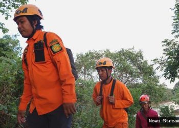 Tim SAR mulai sisir badan pesawat ATR cari kru dan penumpang