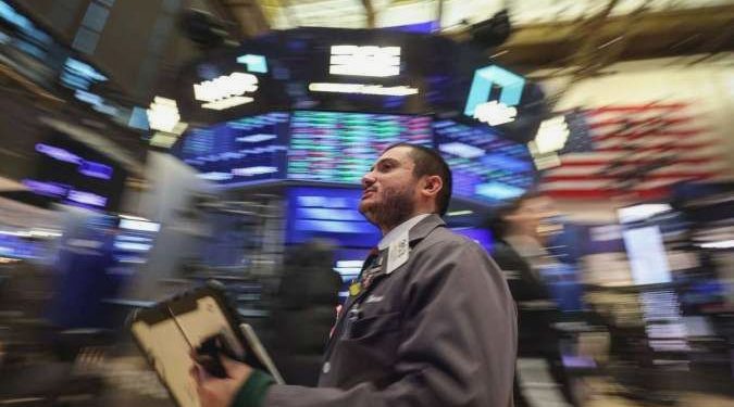 Wall Street tertekan, saham teknologi turun karena kekhawatiran belanja AI