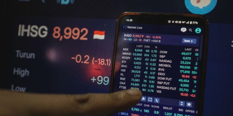 IHSG diprediksi bergerak konsolidasi, saham PGEO AKRA dan MEDC cs masuk rekomendasi analis