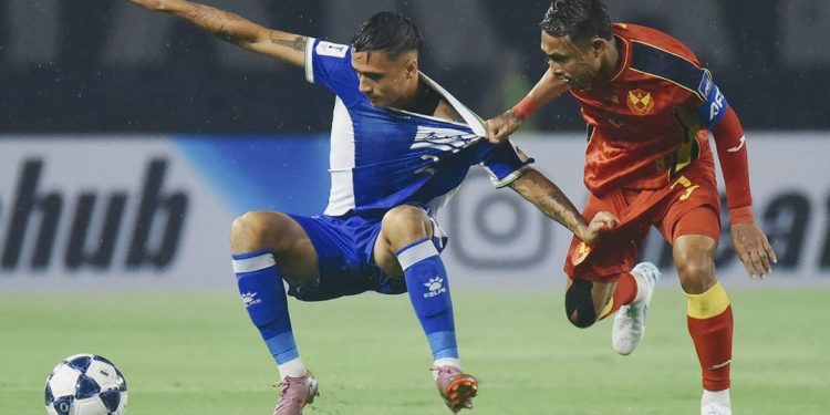 Eliano Reijnders tiba-tiba kirim peringatan ke Persib Bandung