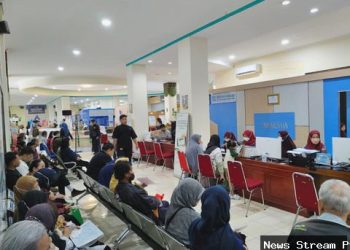 Warga Yogya berjuang reaktivasi BPJS PBI: antre sejak pagi, sebelum kantor buka