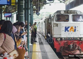 Hari pertama libur Imlek, KAI layani 202 ribu penumpang