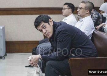 Anak Riza Chalid, Kerry Adrianto, divonis 15 tahun penjara