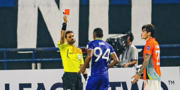 Berulang kali bikin bobotoh geram, AFC justru puji setinggi langit wasit yang memimpin laga Persib vs Ratchaburi FC
