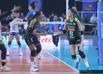 Dibalut pakaian adat Jawa, Shella Bernadetha dipinang libero Timnas Indonesia