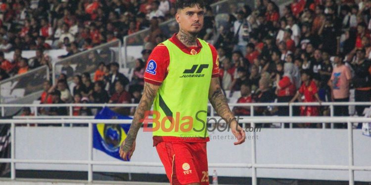 Tiba di Maluku, bek Persija Shayne Pattynama: Seperti pulang ke rumah
