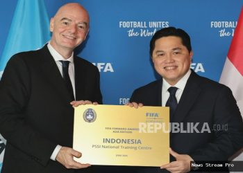 Gianni Infantino puji Erick Thohir dan kemajuan sepak bola Indonesia lewat program FIFA Forward
