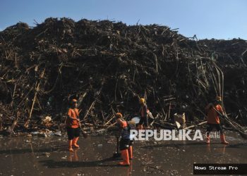 Longsor sampah di TPST Bantargebang, tiga orang dilaporkan meninggal dunia