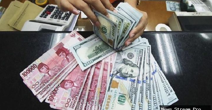 Kenapa kurs rupiah berisiko tembus 20 ribu per dolar AS