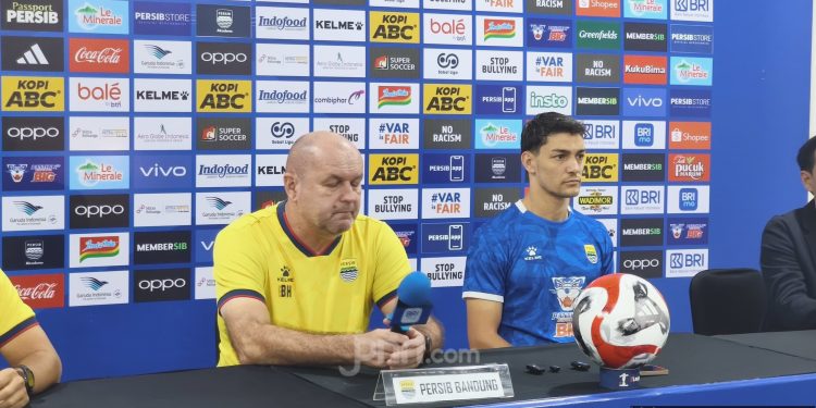 Persib vs Persik: Bojan Hodak terpaksa coret 2 pemain asing