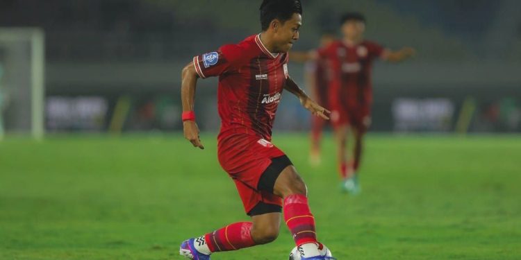 Febri Hariyadi pulang ke Persib usai dihantam cedera ACL lagi, Bojan Hodak: Dia pemain Persis tapi kami tentukan yang terbaik!