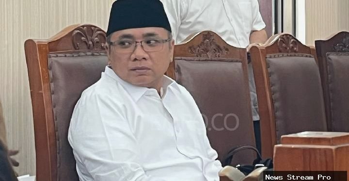 KPK tahan Yaqut Cholil Qoumas