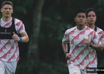 Kisah persahabatan Beckham Putra dan Febri Hariyadi sejak kecil: cedera hingga status loan Persib