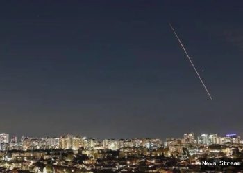 Israel dan Hizbullah saling luncurkan rudal saat konflik meluas setelah serangan atas Iran