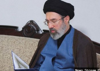 Foto: Iran punya pemimpin tertinggi baru, Mojtaba Khamenei gantikan ayahnya