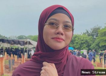 Kenang mendiang Vidi Aldiano, Yura Yunita: Kita berencana haji bareng
