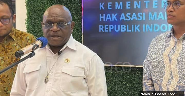 Desakan Menteri HAM usai aktivis KontraS disiram air keras