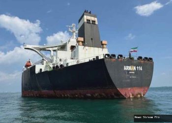 Dua kapal tanker diserang, perang AS-Israel vs Iran berisiko ganggu lalu lintas Selat Hormuz