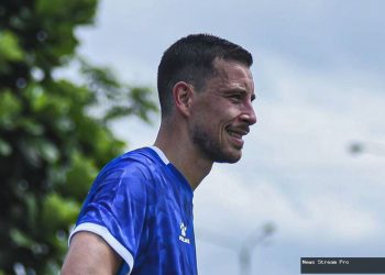 Tak mau terulang, Thom Haye siapkan reaksi Persib Bandung saat menjamu Persik Kediri