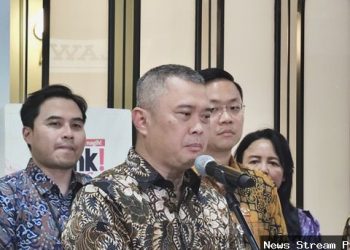Antrean mengular di Gilimanuk, Menhub tambah kapal dan dahulukan kendaraan kecil