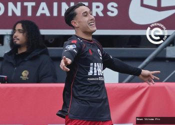 Pelatih Excelsior buka suara usai Miliano Jonathans alami cedera parah: Dia sangat sedih