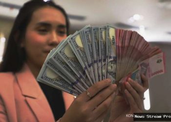 Pangkas koreksi, rupiah kembali ke bawah Rp 17.000 per dolar AS