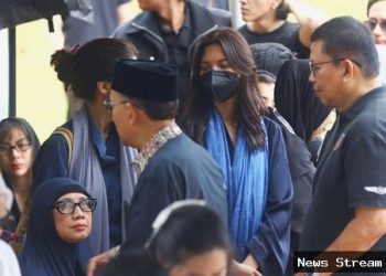 Raisa puji keteguhan dan cinta Sheila Dara kepada Vidi Aldiano