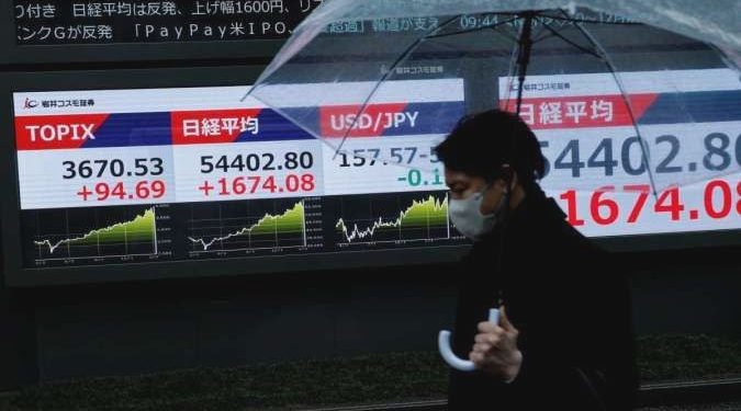 Bursa global menguat, harga minyak turun di tengah harapan gencatan senjata AS-Iran