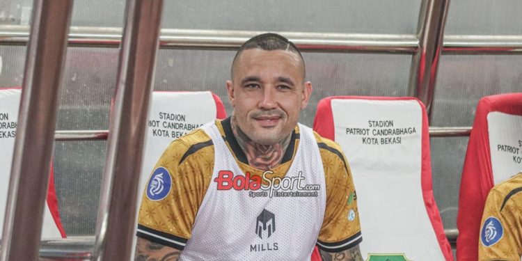 Radja Nainggolan bongkar alasan ogah gabung Juventus, salah satunya karena Bianconeri dibantu wasit
