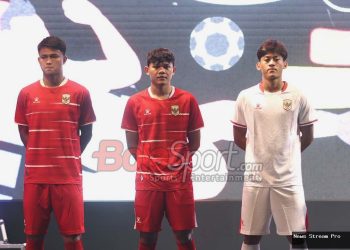 Warganet ramai-ramai soroti jersey baru timnas Indonesia, disebut mirip jersey badminton