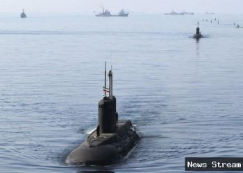 Kapal tanker diserang di Selat Hormuz, 4 awak terluka