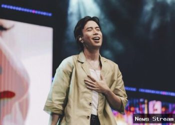 Isak tangis keluarga dan kerabat iringi pemakaman Vidi Aldiano