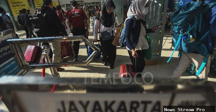 221 ribu tiket kereta api terjual di puncak arus balik