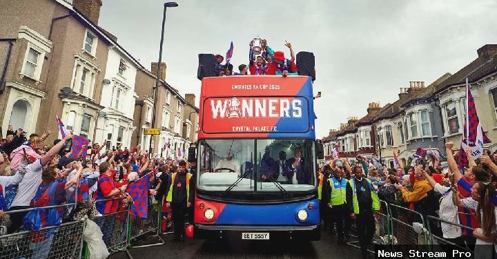 Crystal Palace juara, Oliver Glasner tutup era dengan trofi
