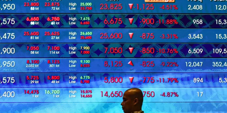 Rupiah melemah, dana asing kabur, Mirae Asset sebut rebound IHSG masih rapuh